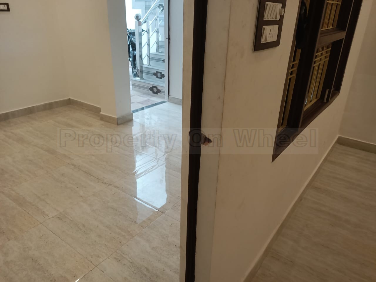 Two floors house on sale