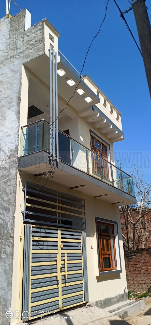 Two floors house on sale